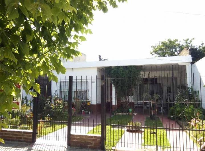 Casa · 190m² · 4 Ambientes · 1 Cochera