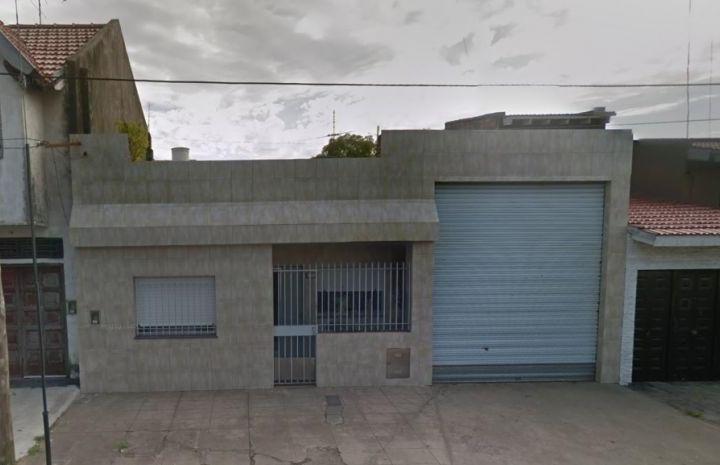 Casa · 100m² · 3 Ambientes · 2 Cocheras