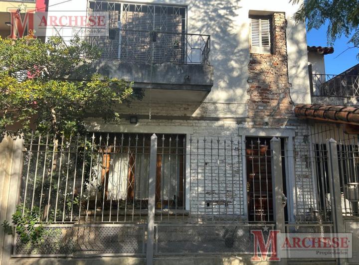 Casa · 190m² · 5 Ambientes · 1 Cochera
