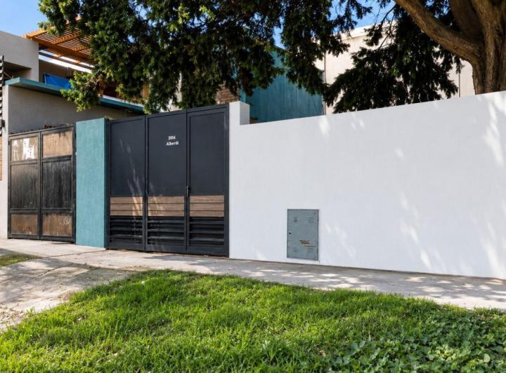 Casa · 130m² · 3 Ambientes · 2 Cocheras