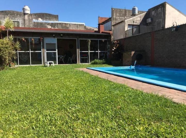 Casa · 155m² · 3 Ambientes · 2 Cocheras
