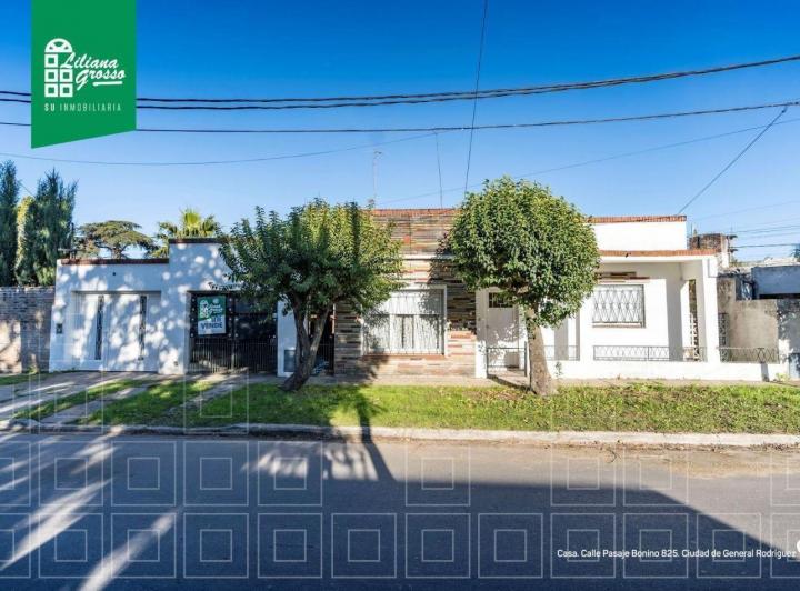 Casa · 69m² · 4 Ambientes · 1 Cochera