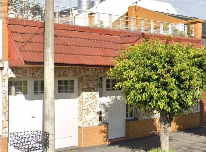 Casa · 80m² · 3 Ambientes · 2 Cocheras
