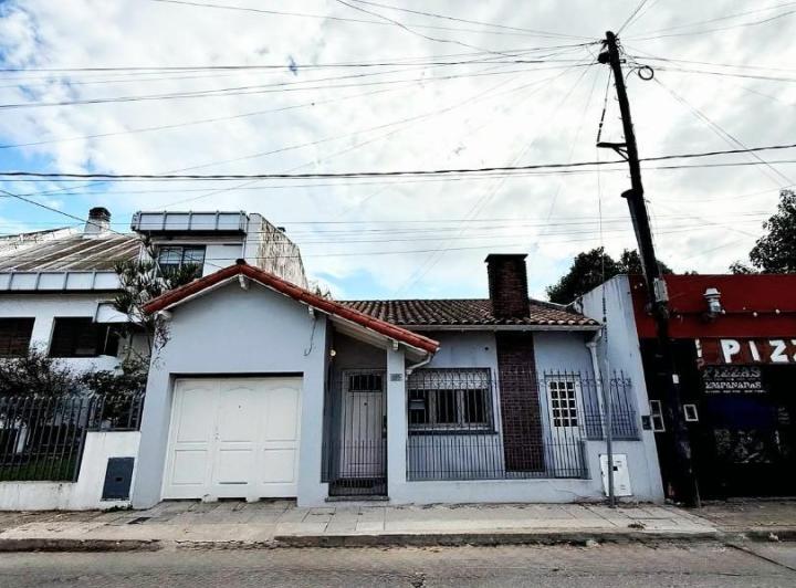 Casa · 112m² · 3 Ambientes · 1 Cochera