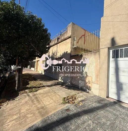 Casa · 130m² · 4 Ambientes · 1 Cochera