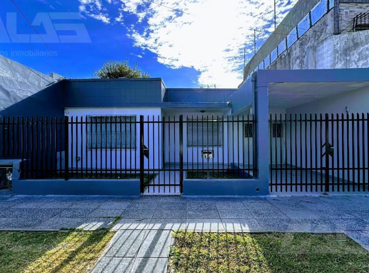 Casa · 131m² · 3 Ambientes · 1 Cochera