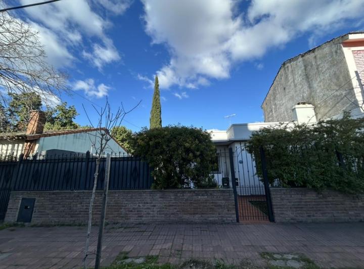 Casa · 153m² · 3 Ambientes · 1 Cochera