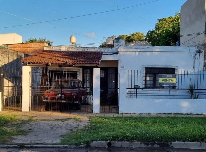 Casa · 1m² · 3 Ambientes · 1 Cochera