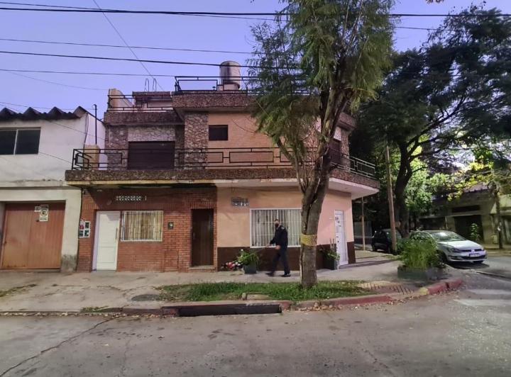 Casa · 210m² · 5 Ambientes