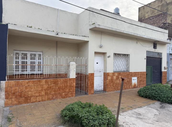 Casa · 128m² · 3 Ambientes · 1 Cochera