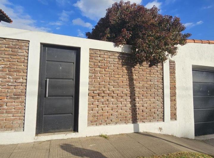 Casa · 127m² · 3 Ambientes
