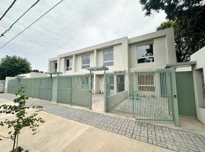 Casa · 87m² · 3 Ambientes · 1 Cochera