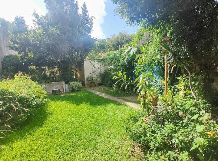Casa · 182m² · 4 Ambientes · 1 Cochera