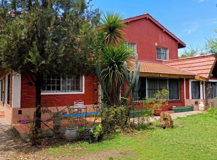 Casa · 350m² · 5 Ambientes