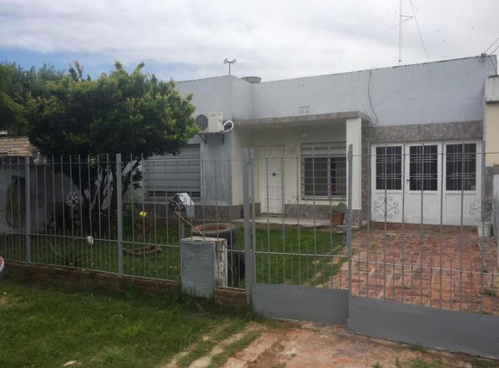 Casa · 140m² · 5 Ambientes · 1 Cochera