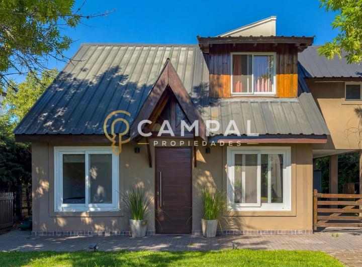 Casa · 133m² · 5 Ambientes · 1 Cochera