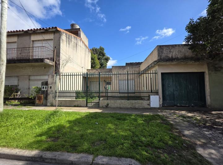 Casa · 87m² · 3 Ambientes · 1 Cochera
