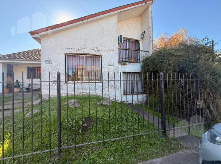 Casa · 180m² · 4 Ambientes