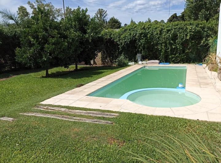 Casa · 120m² · 4 Ambientes · 7 Cocheras