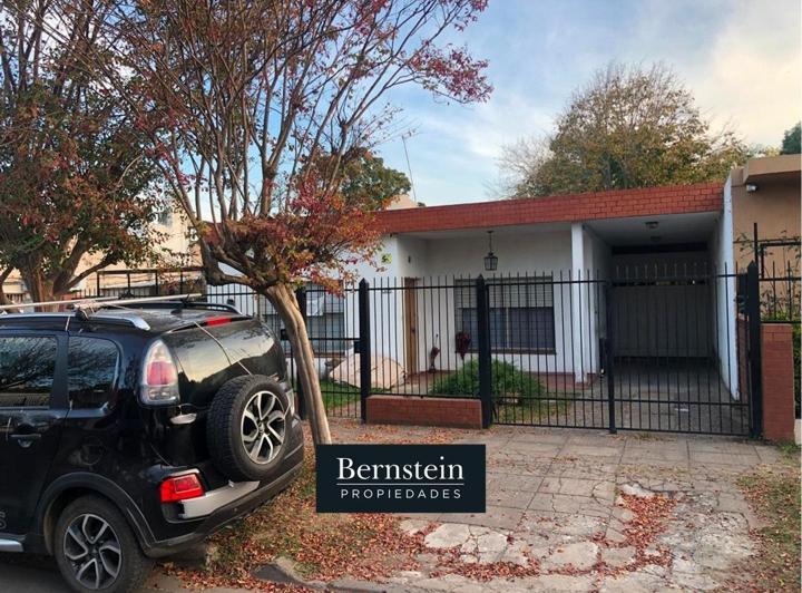 Casa · 100m² · 3 Ambientes · 3 Cocheras