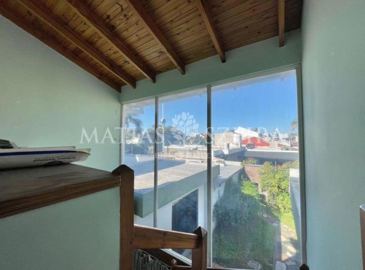 Casa · 144m² · 4 Ambientes · 1 Cochera