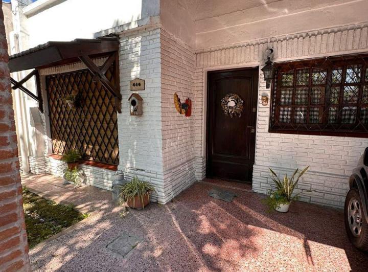 Casa · 155m² · 4 Ambientes · 1 Cochera