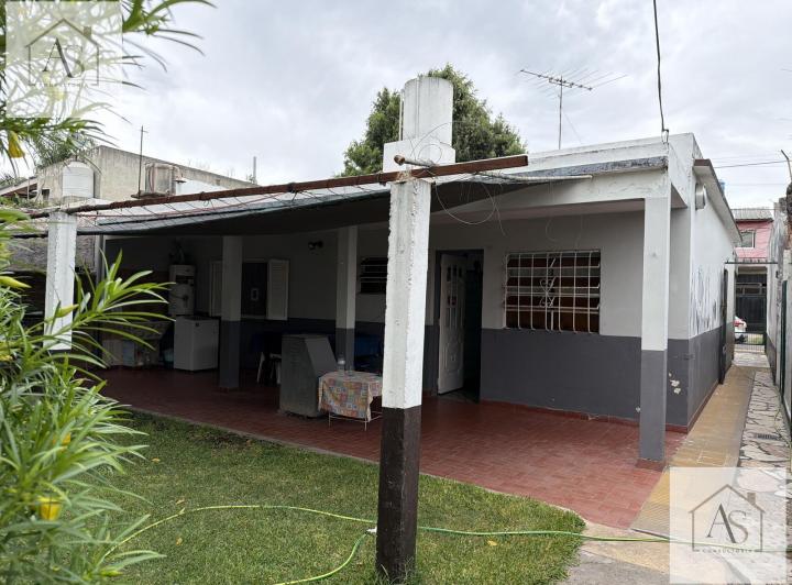 Casa · 90m² · 3 Ambientes · 1 Cochera