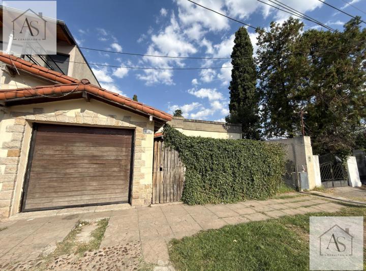 Casa · 150m² · 4 Ambientes · 1 Cochera