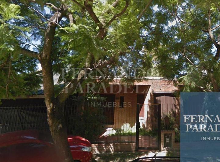 Casa · 170m² · 5 Ambientes · 2 Cocheras