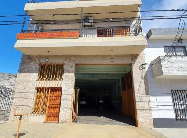 Casa · 380m² · 4 Ambientes