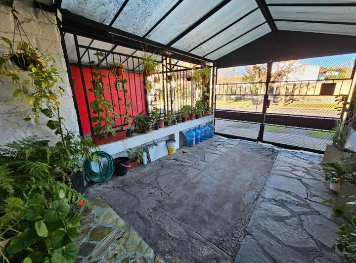 Casa · 80m² · 3 Ambientes · 1 Cochera
