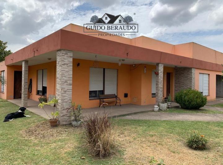 Casa · 160m² · 4 Ambientes · 1 Cochera