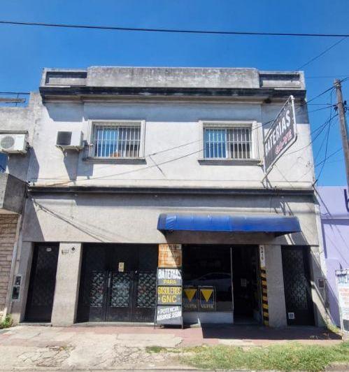 Casa · 180m² · 4 Ambientes