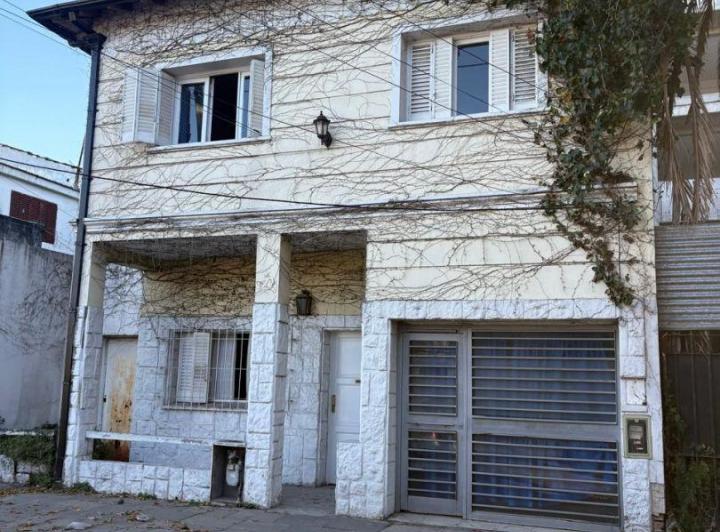 Casa · 160m² · 4 Ambientes