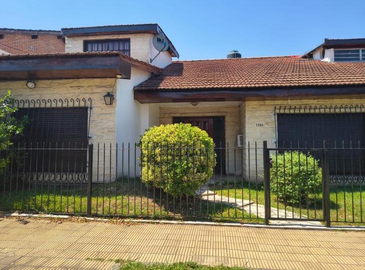Casa · 120m² · 5 Ambientes