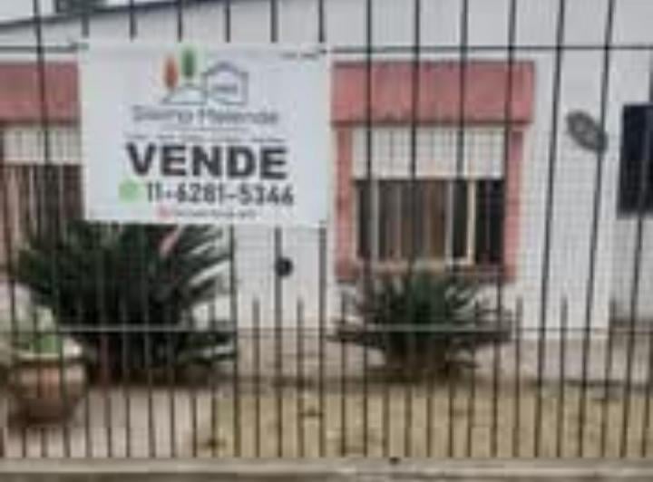 Casa · 100m² · 4 Ambientes · 1 Cochera