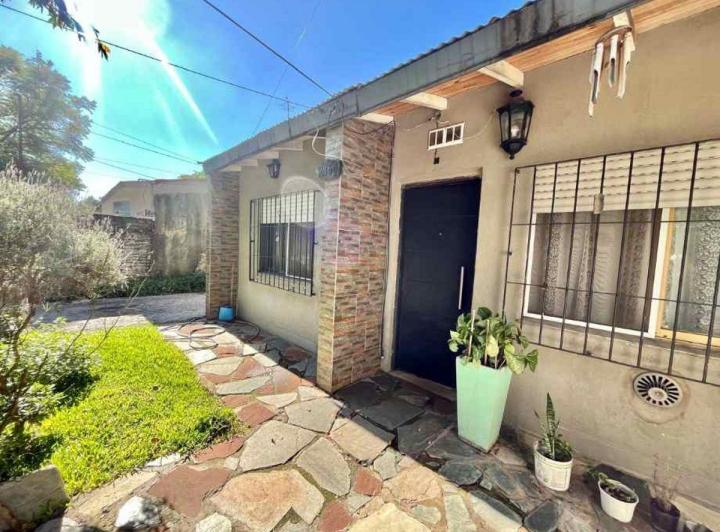 Casa · 50m² · 3 Ambientes · 1 Cochera