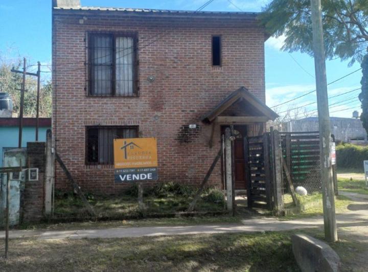 Casa · 119m² · 4 Ambientes · 1 Cochera