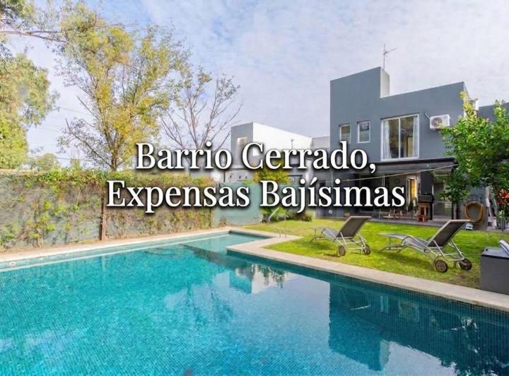 Casa · 171m² · 5 Ambientes · 1 Cochera