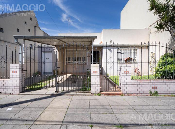 Casa · 167m² · 4 Ambientes · 1 Cochera