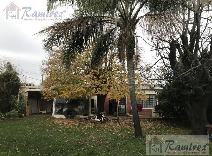 Casa · 120m² · 5 Ambientes · 2 Cocheras