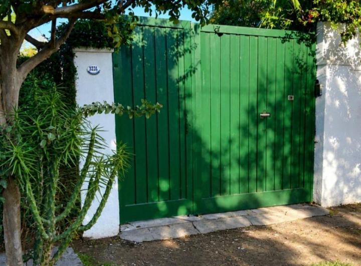 Casa · 40m² · 2 Ambientes · 3 Cocheras