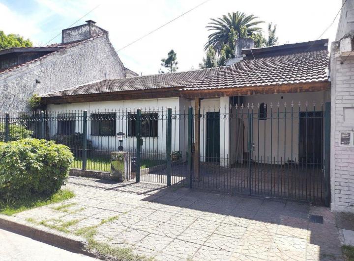 Casa · 89m² · 4 Ambientes · 1 Cochera