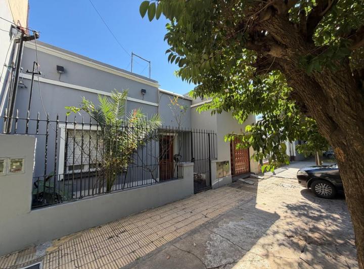 Casa · 130m² · 3 Ambientes · 1 Cochera
