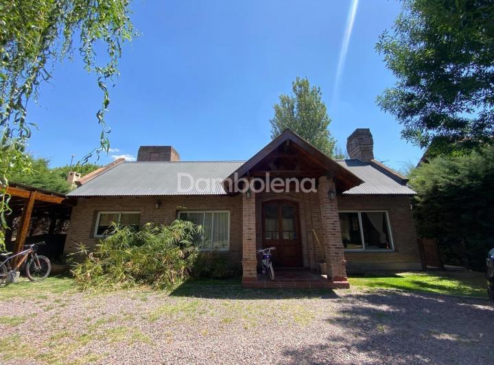 Casa · 170m² · 4 Ambientes