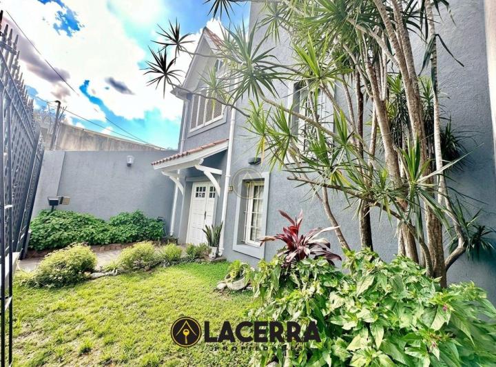 Casa · 178m² · 5 Ambientes · 1 Cochera