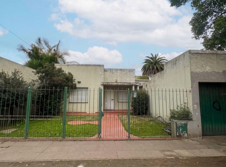 Casa · 174m² · 4 Ambientes · 1 Cochera