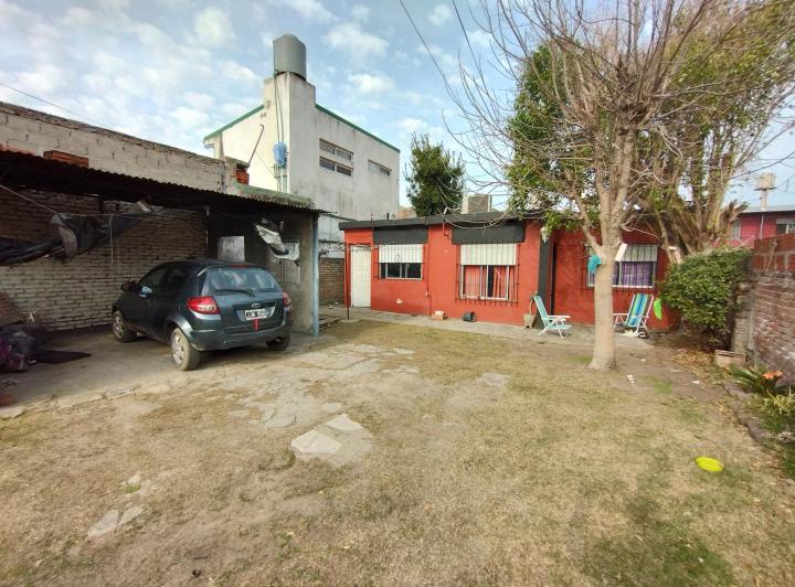 Casa · 90m² · 4 Ambientes · 1 Cochera