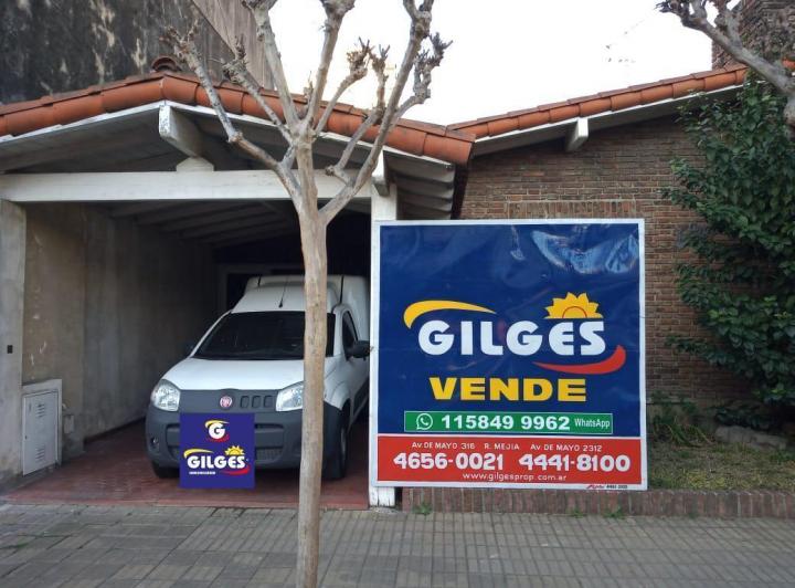 Casa · 98m² · 5 Ambientes · 1 Cochera