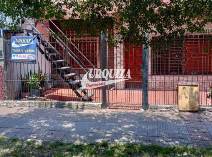 Casa · 100m² · 3 Ambientes · 1 Cochera